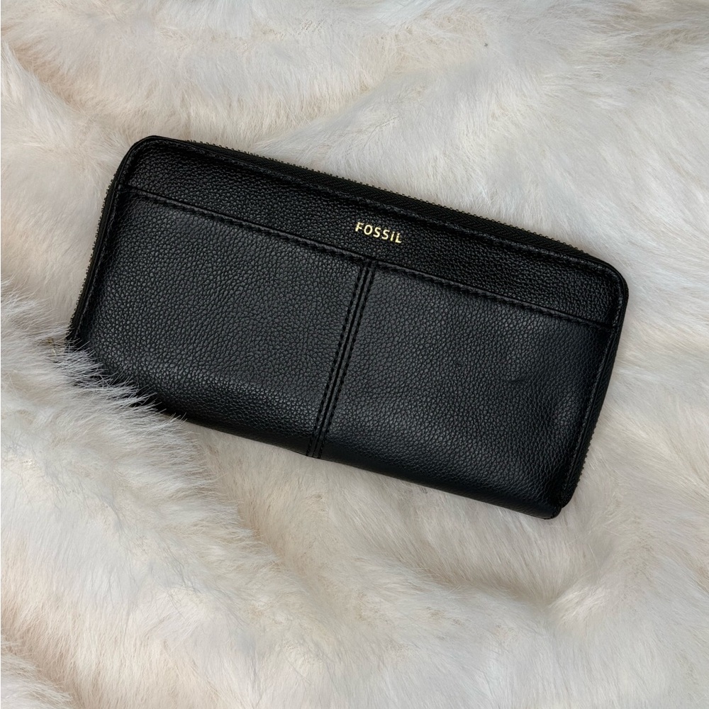 Fossil Black Women's Wallet